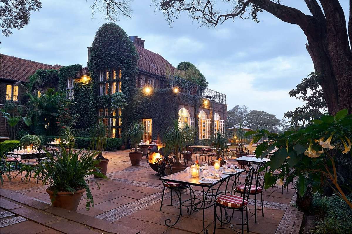 Giraffe Manor - Dinning Area